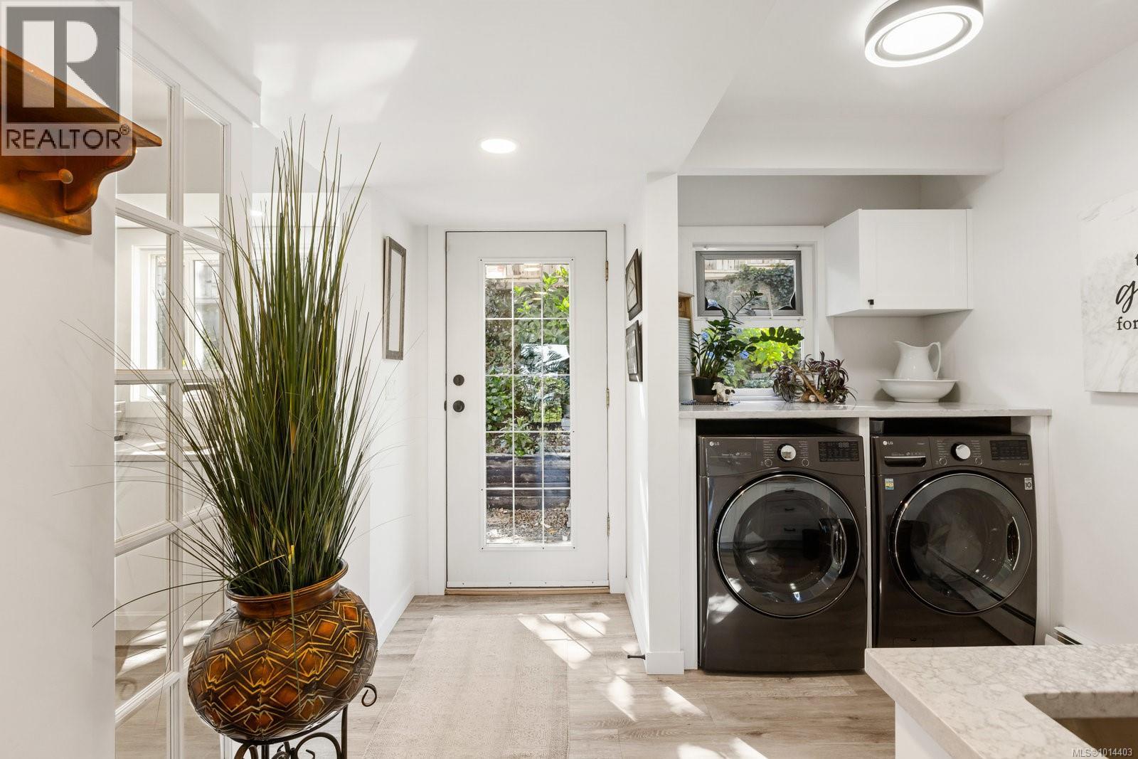  303 Milburn Drive, Colwood