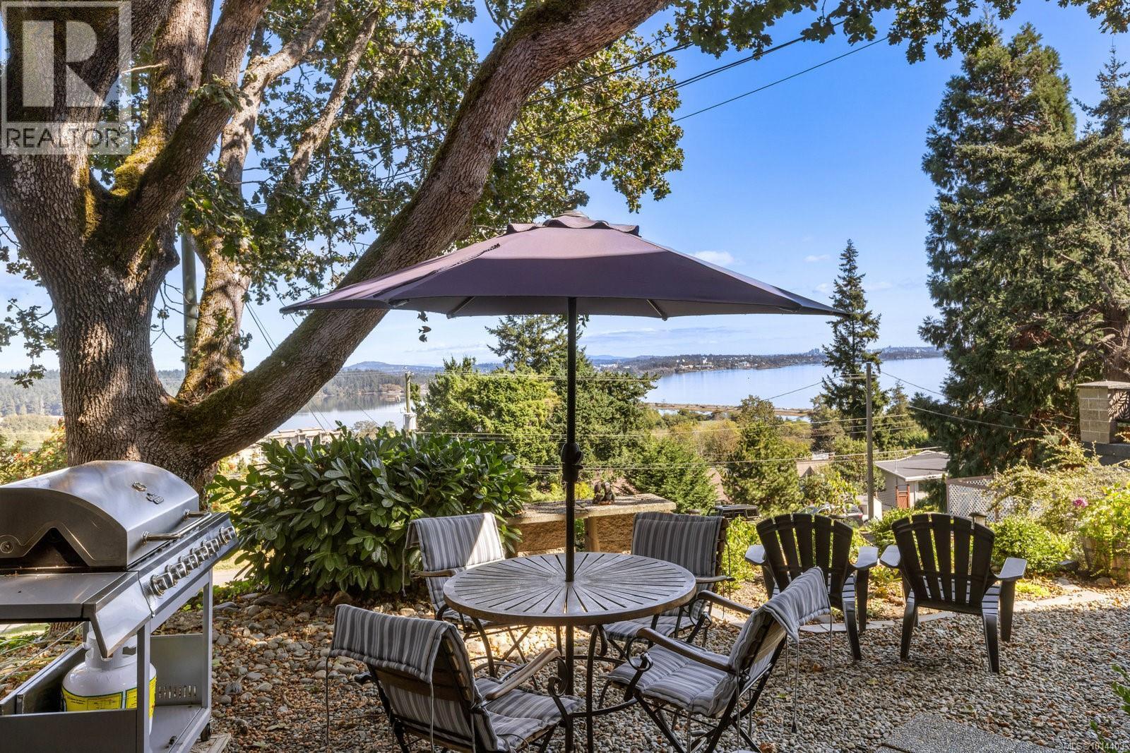  303 Milburn Drive, Colwood