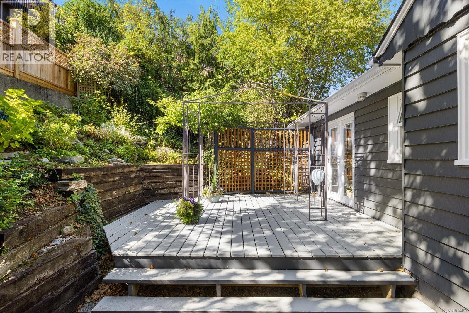  303 Milburn Drive, Colwood