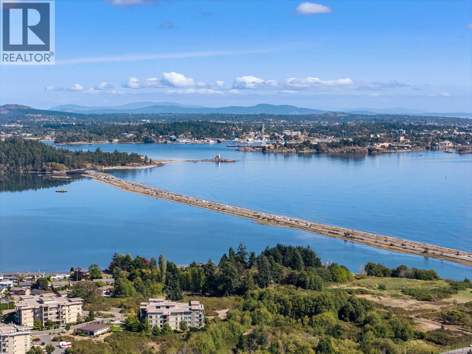  303 Milburn Drive, Colwood
