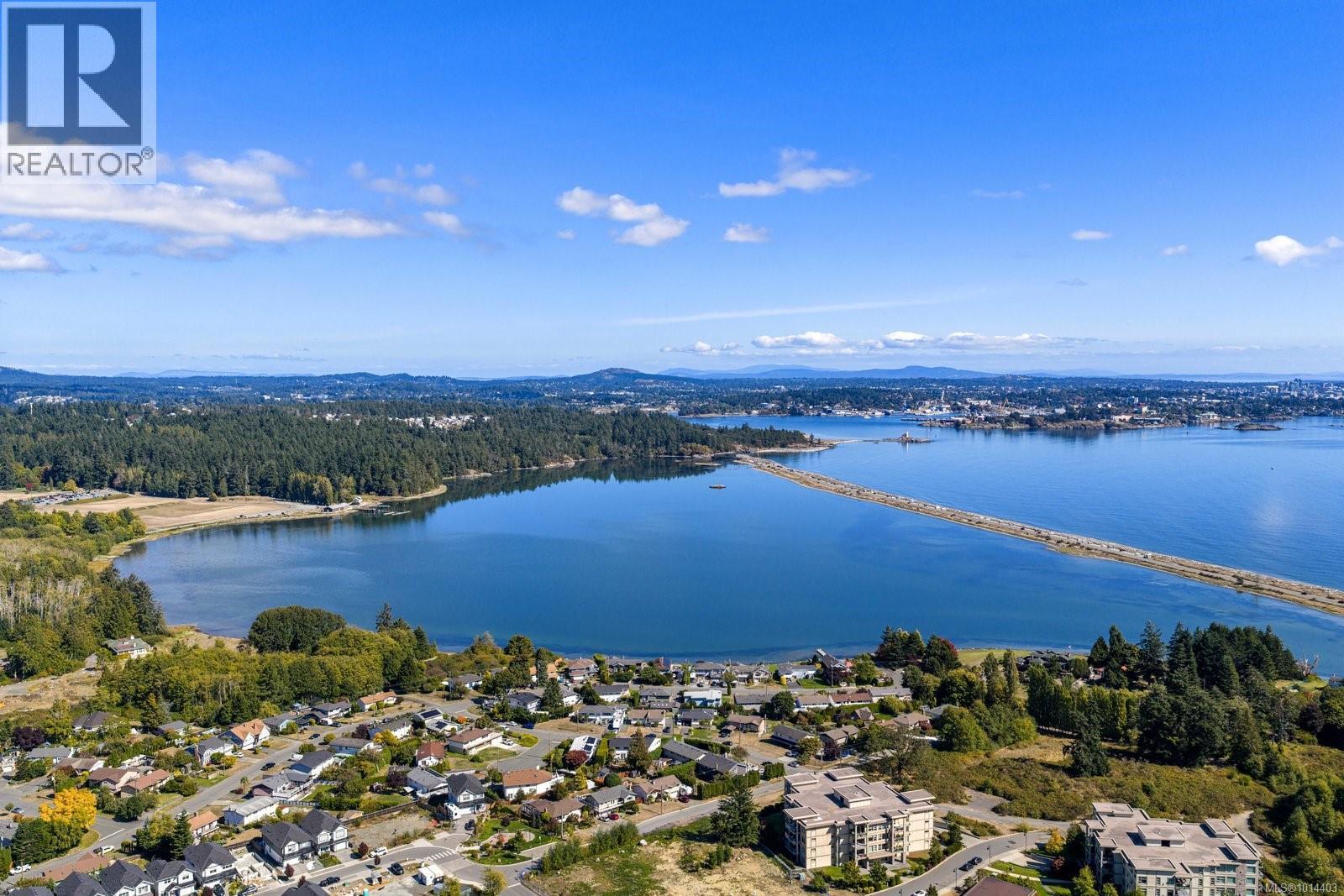  303 Milburn Drive, Colwood