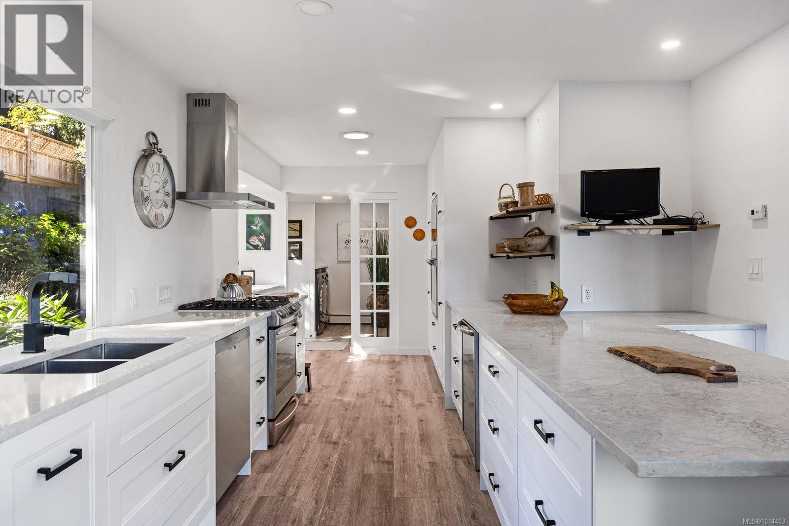  303 Milburn Drive, Colwood