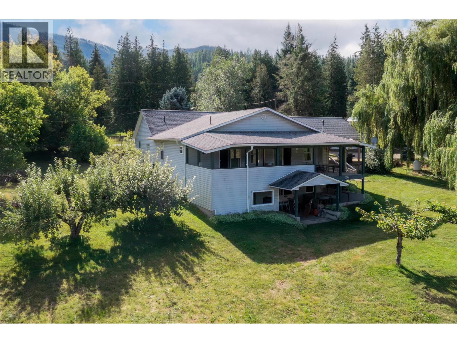 7630 97A Highway, Mara