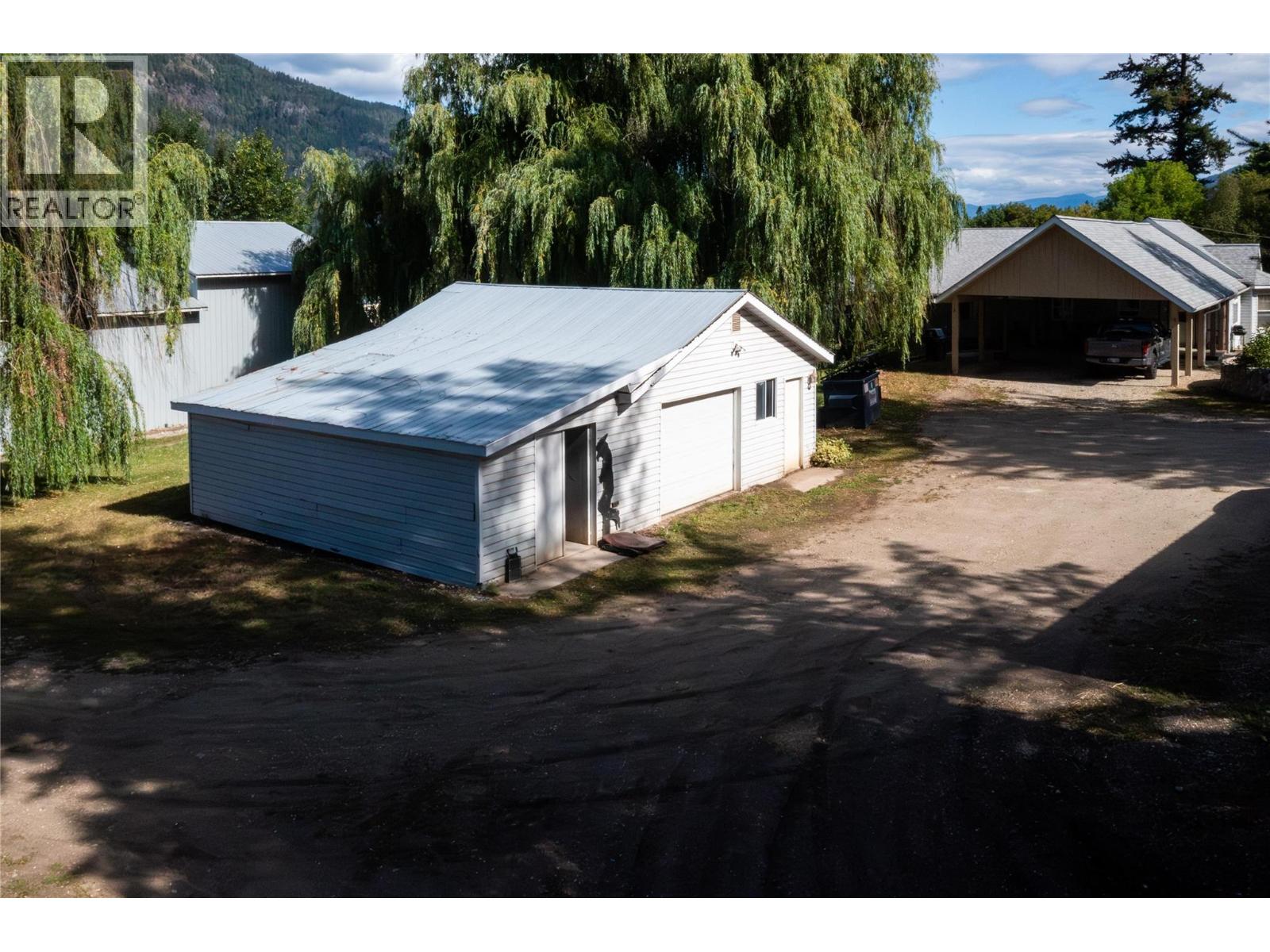 7630 97A Highway, Mara
