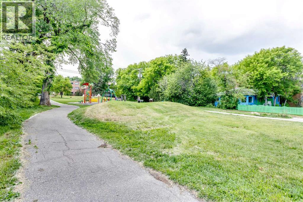 Single Family House for Sale in    Street SW Bankview Calgary 