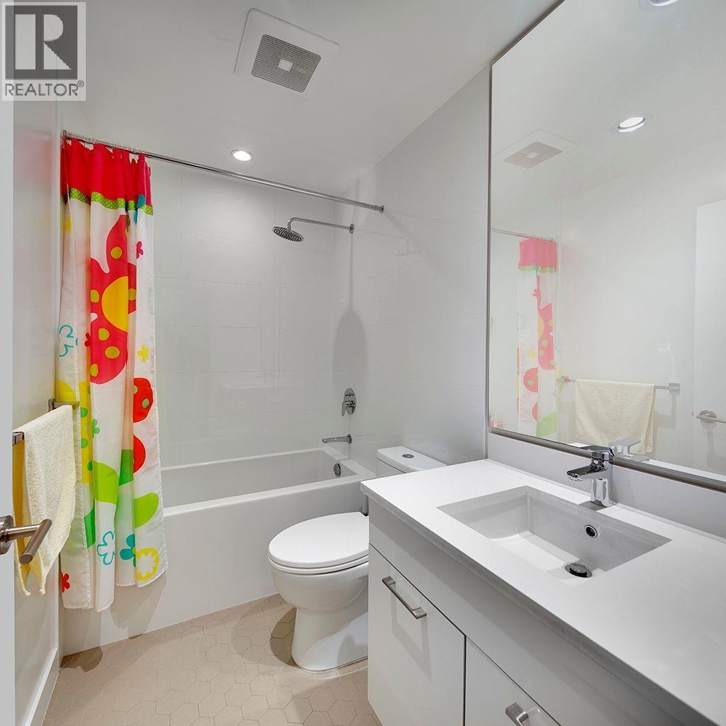 308 711 W 14TH STREET, North Vancouver