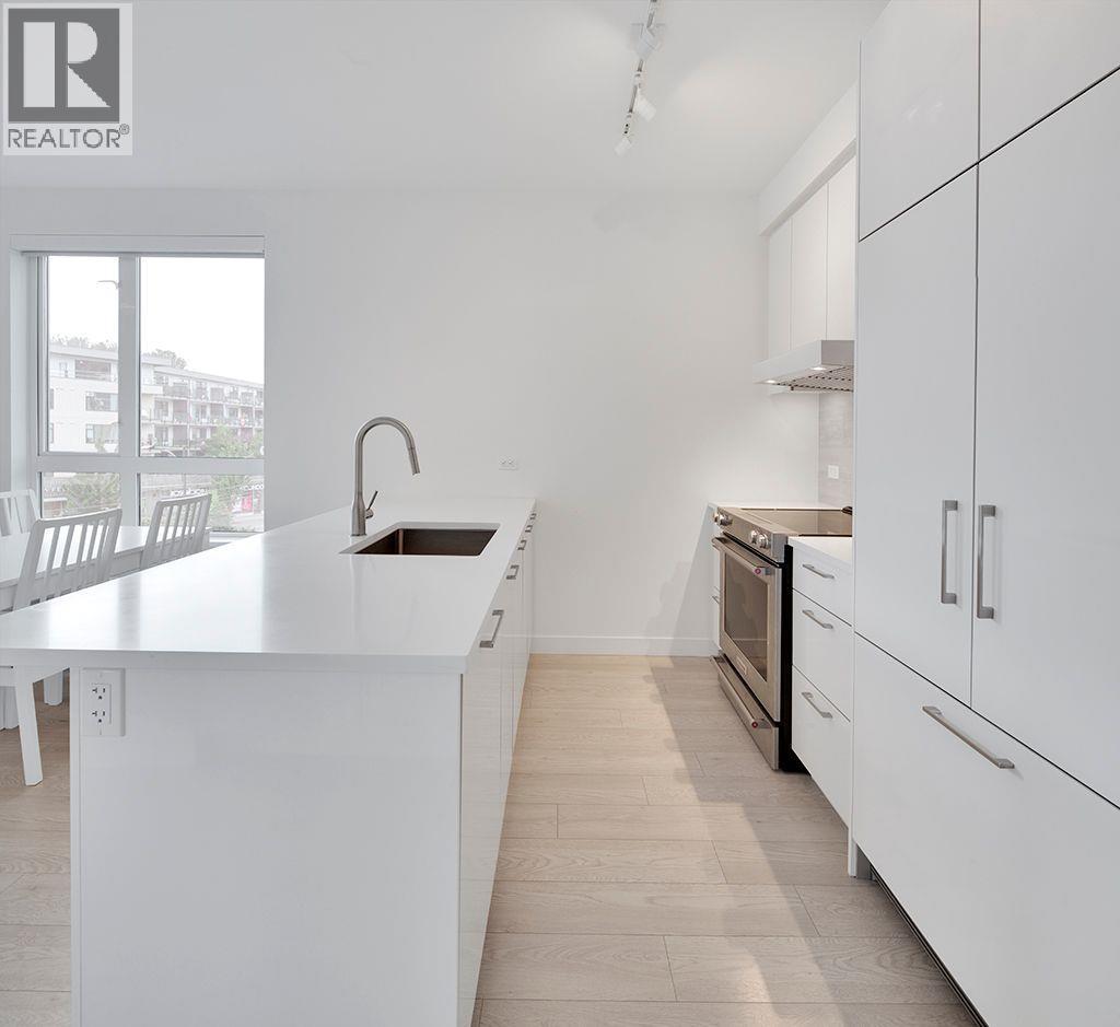 308 711 W 14TH STREET, North Vancouver