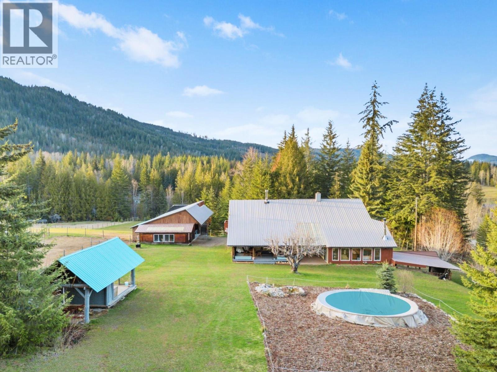  198 Edgar Road, Salmon Arm