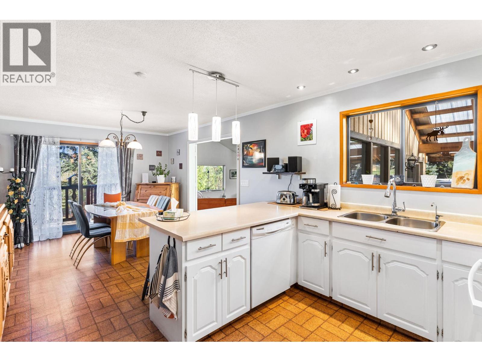  198 Edgar Road, Salmon Arm
