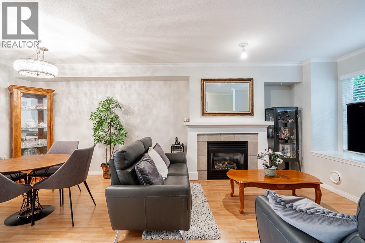 157 3288 NOEL DRIVE, Burnaby
