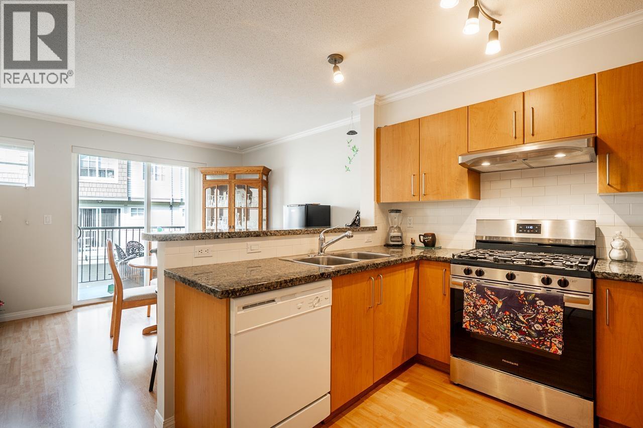 157 3288 NOEL DRIVE, Burnaby