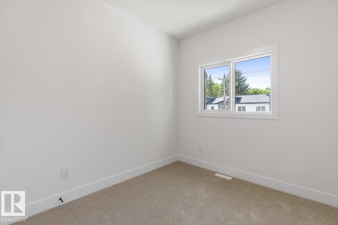 7908 75 ST NW, Edmonton