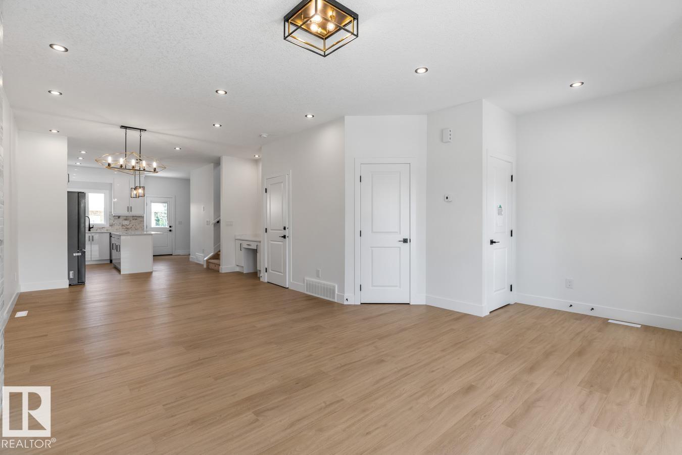 7908 75 ST NW, Edmonton