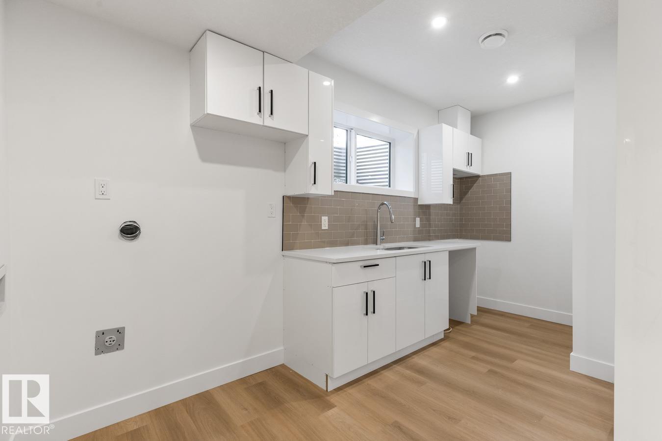 7908 75 ST NW, Edmonton