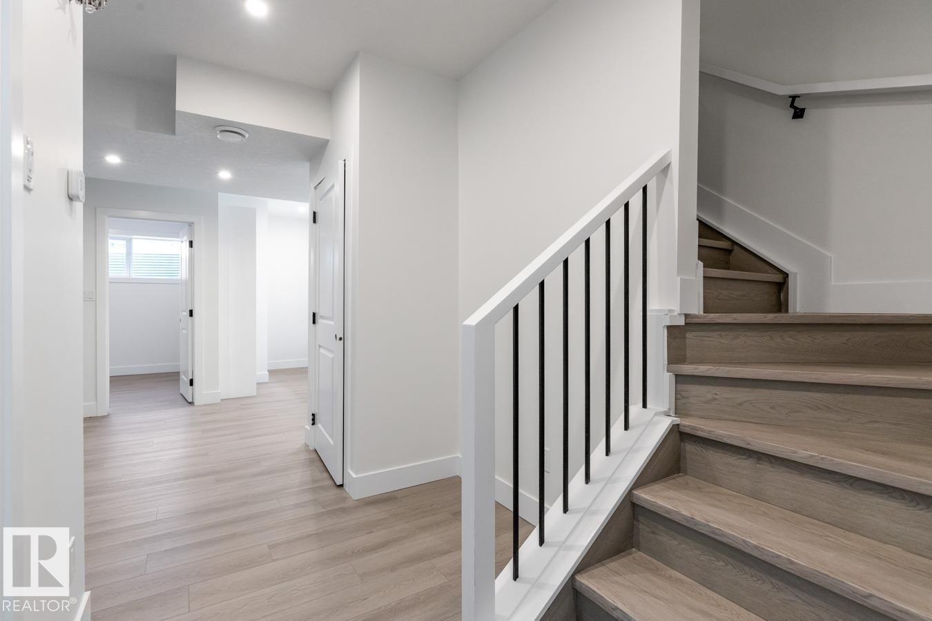 7906 75 ST NW, Edmonton