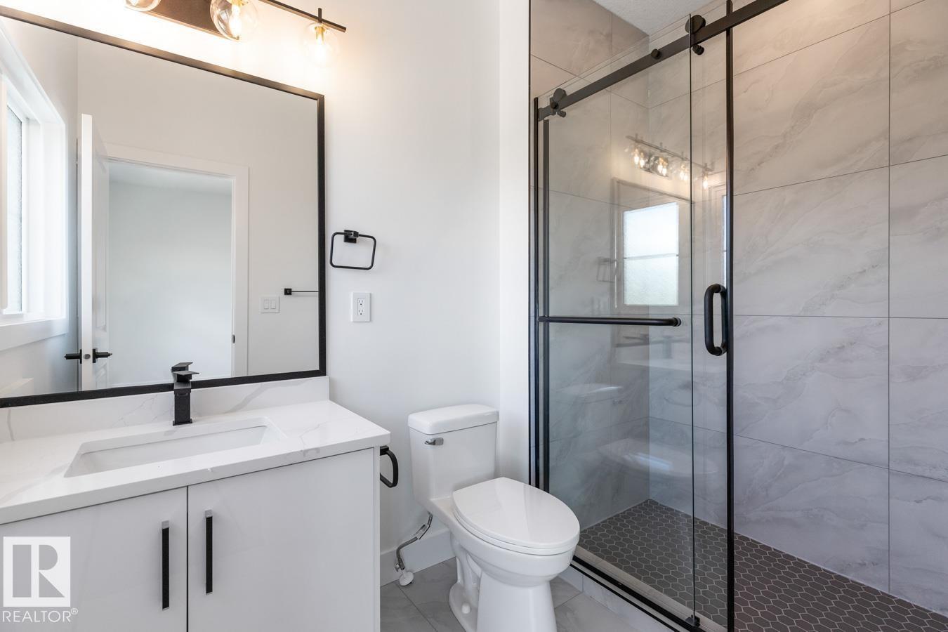 7906 75 ST NW, Edmonton