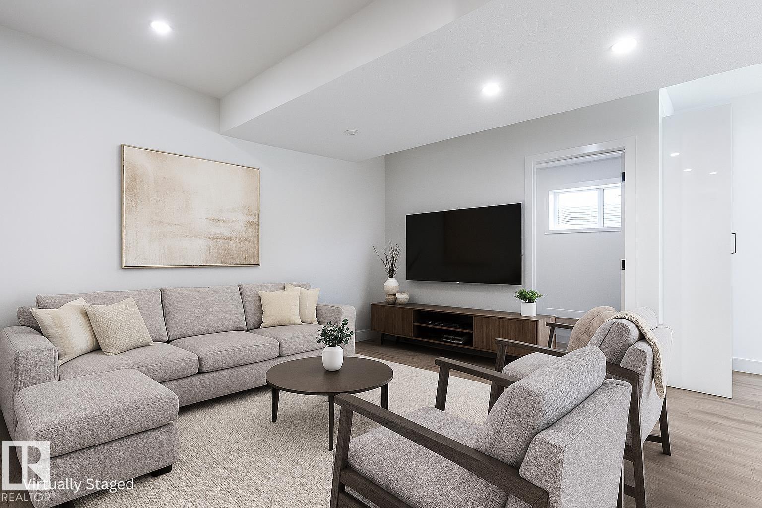 7906 75 ST NW, Edmonton