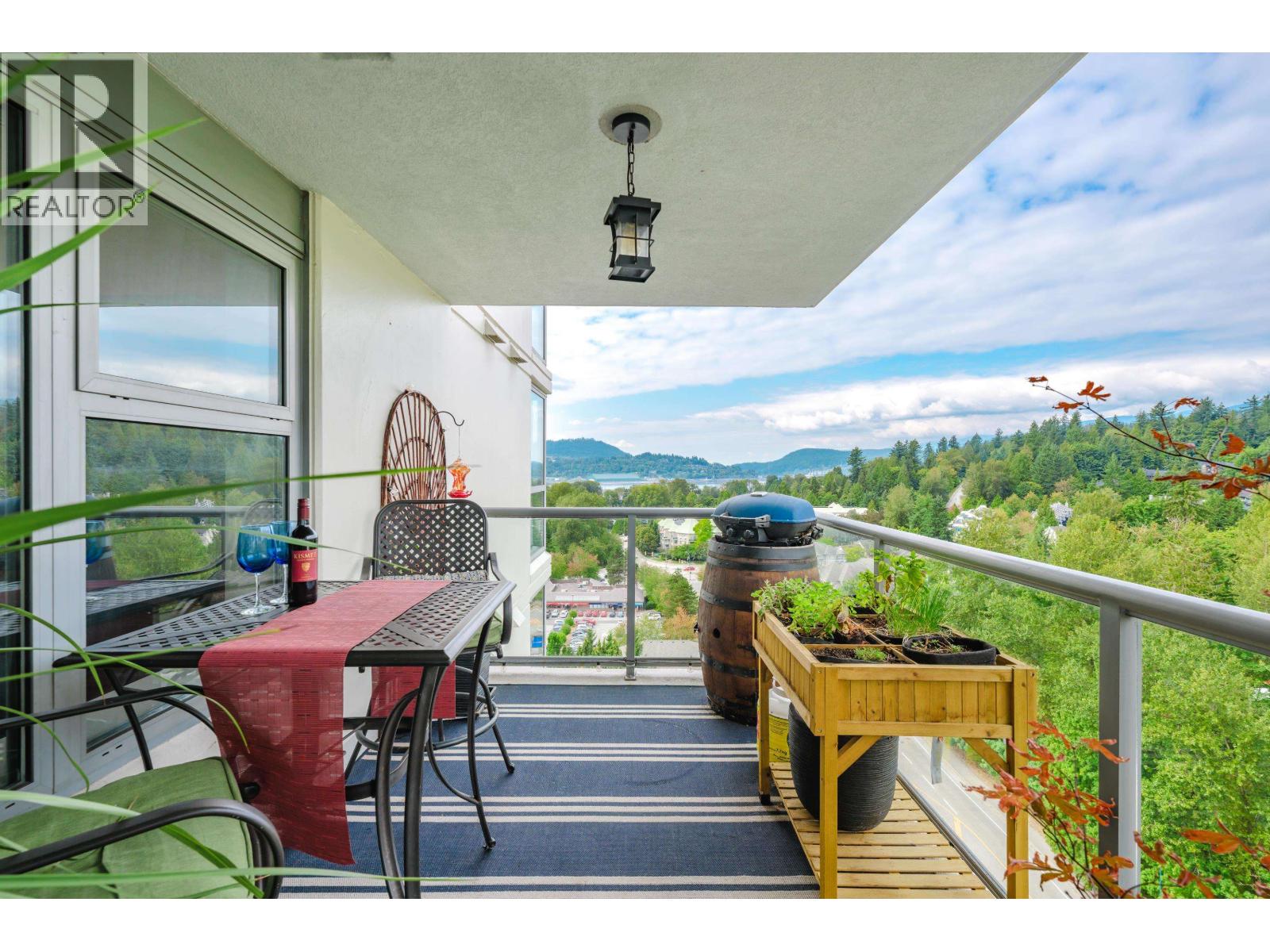 1601 290 NEWPORT DRIVE, Port Moody