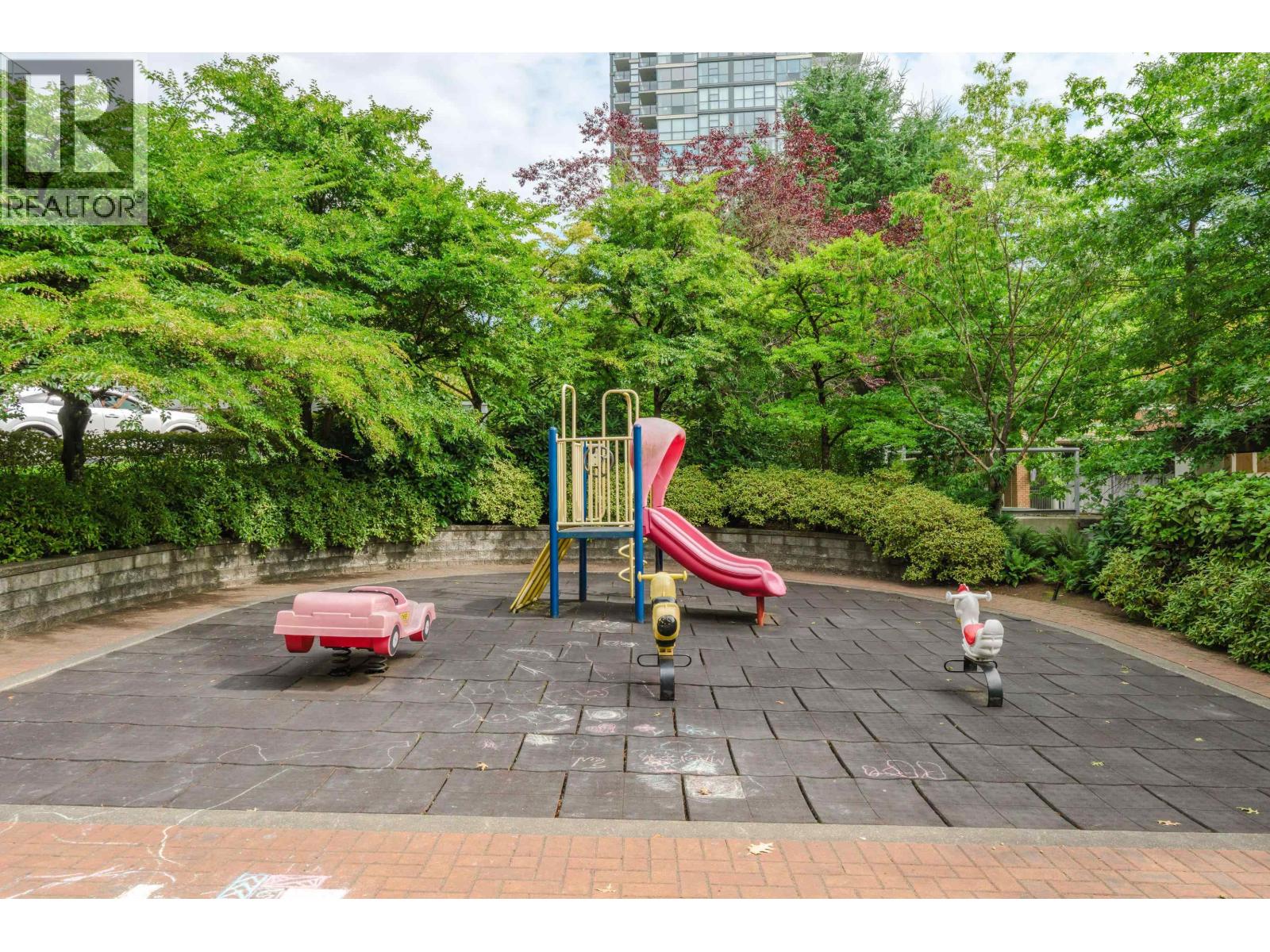 1601 290 NEWPORT DRIVE, Port Moody