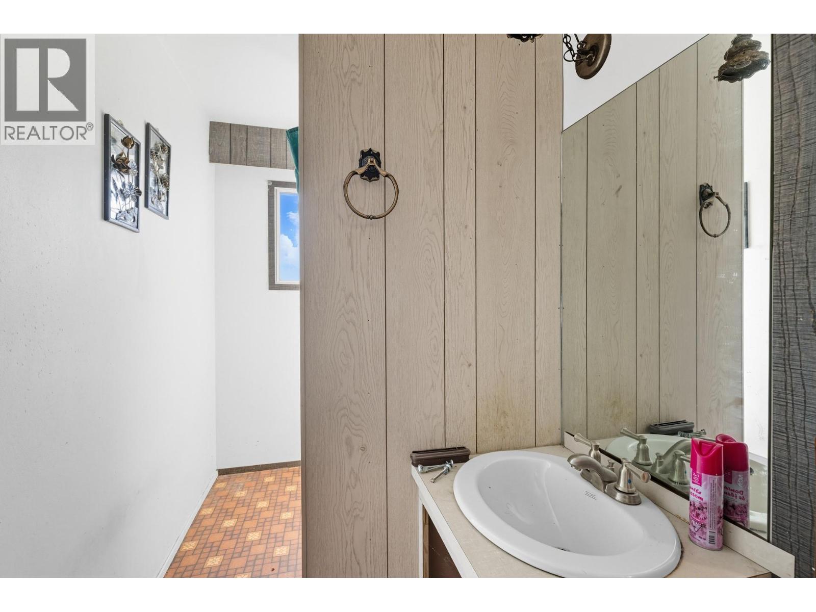  10114 Newene Road, Lake Country