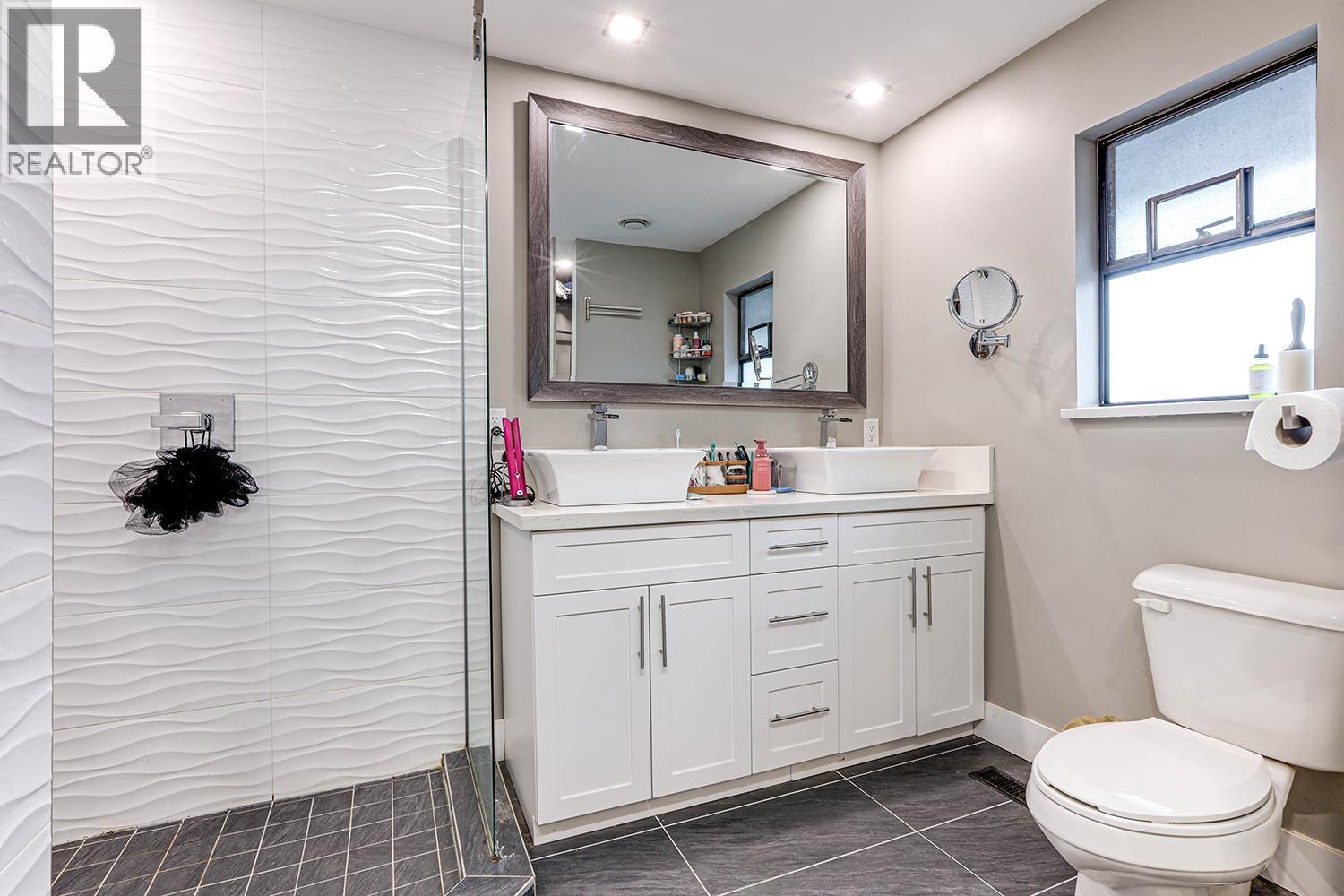 22764 124 AVENUE, Maple Ridge