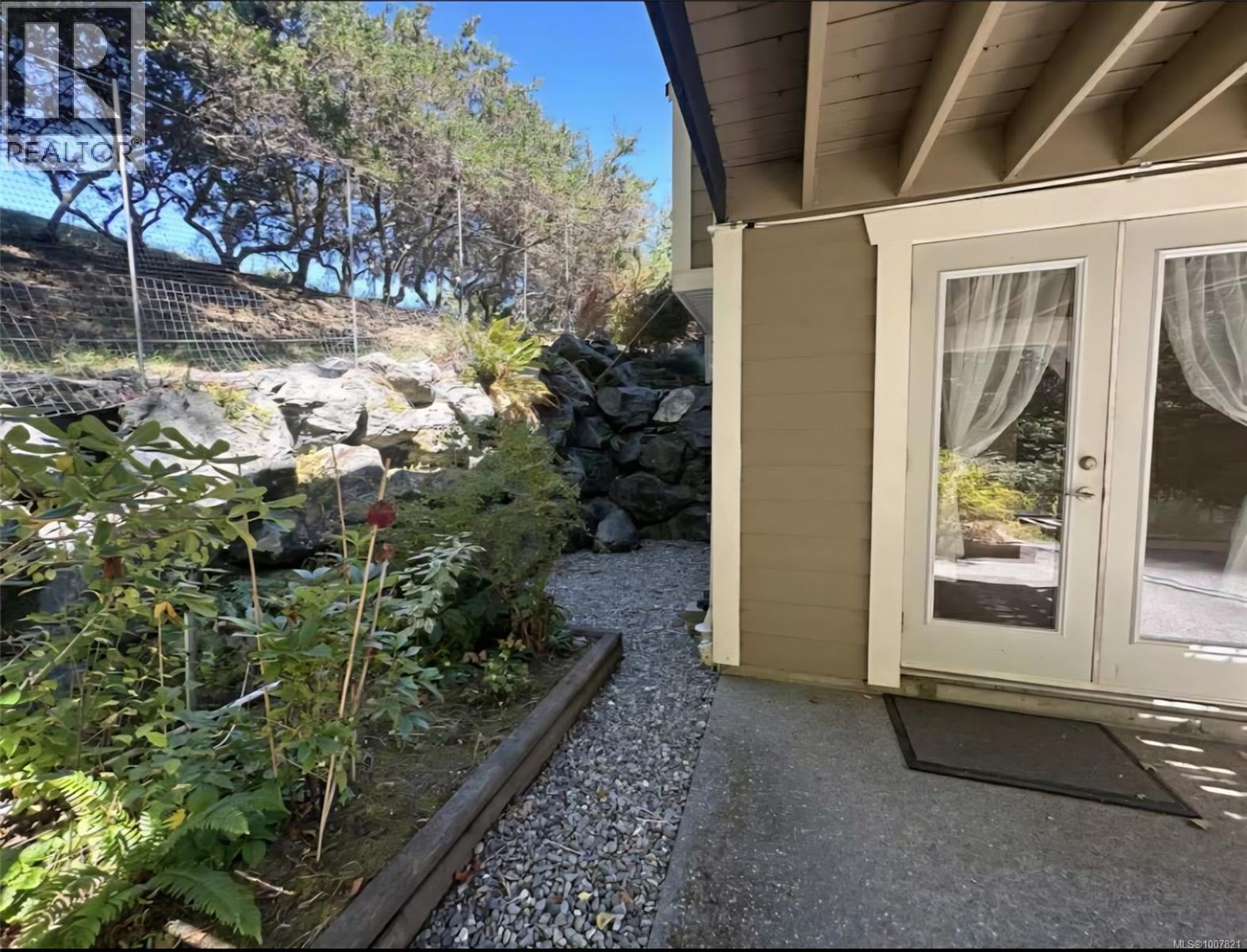  2408 SUNRIVER Way, Sooke
