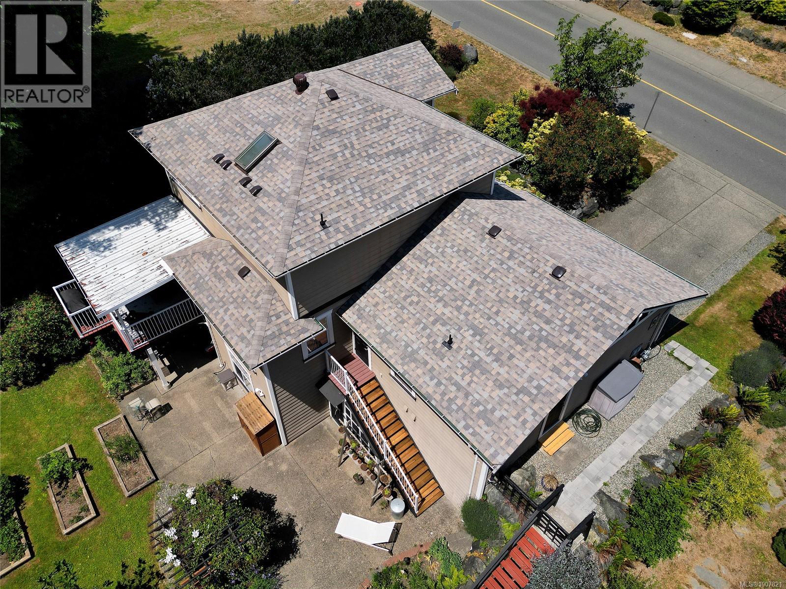  2408 SUNRIVER Way, Sooke