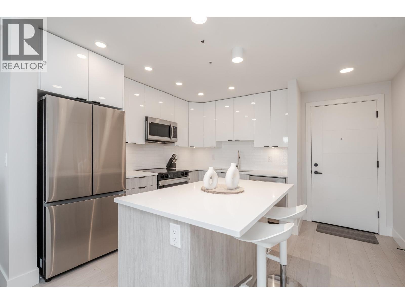 306 11655 FRASER STREET, Maple Ridge