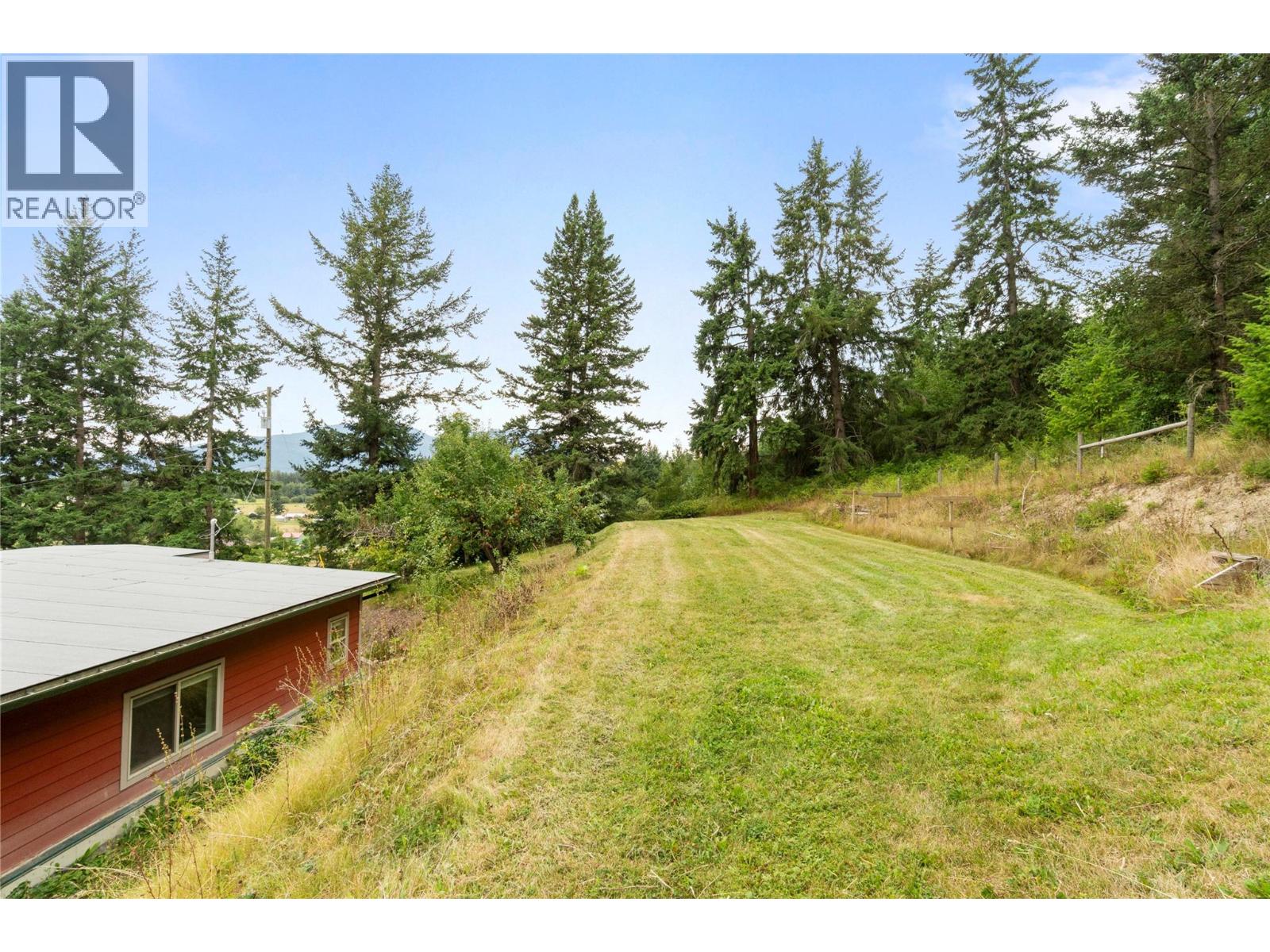  6551 40 Street Northwest, Salmon Arm