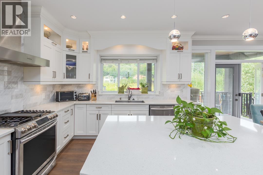 39188 CARDINAL DRIVE, Squamish