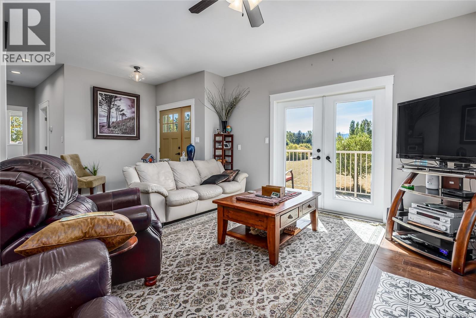 4754 Headquarters Rd, Courtenay