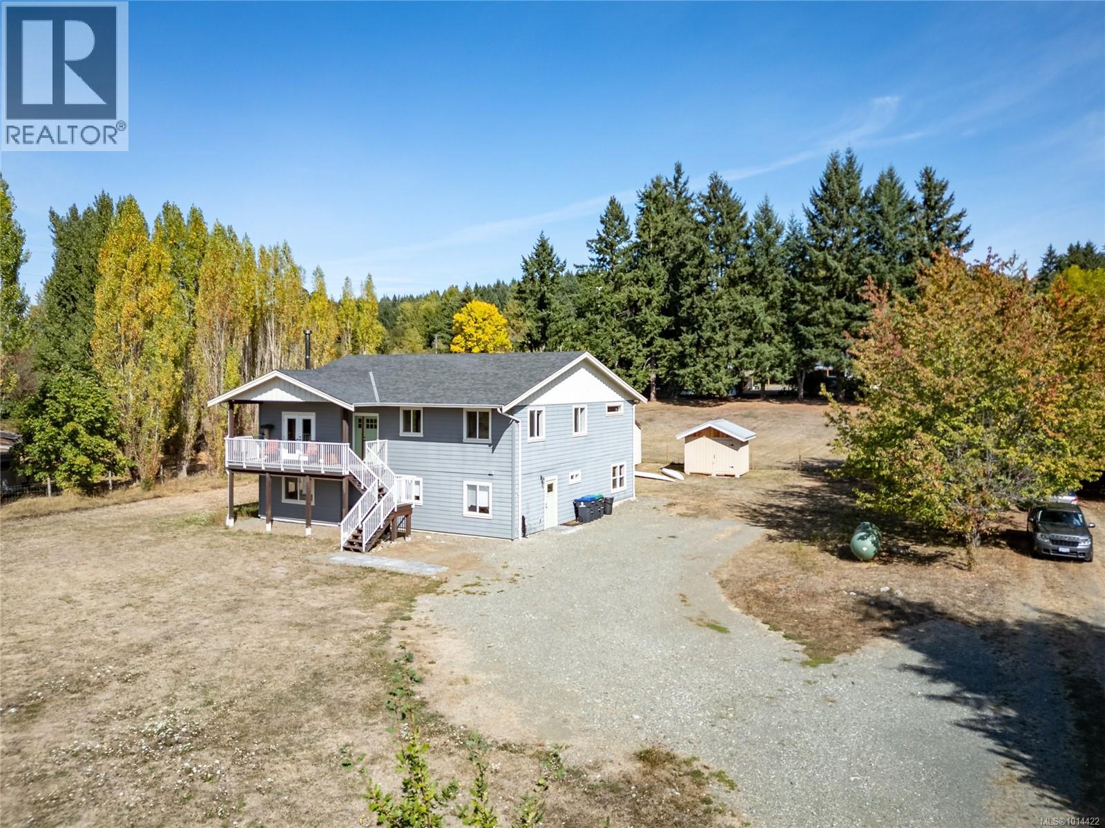 4754 Headquarters Rd, Courtenay
