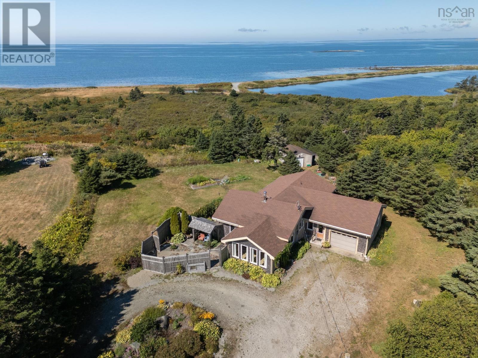 Property 35 of 49 of 40 Country Lane