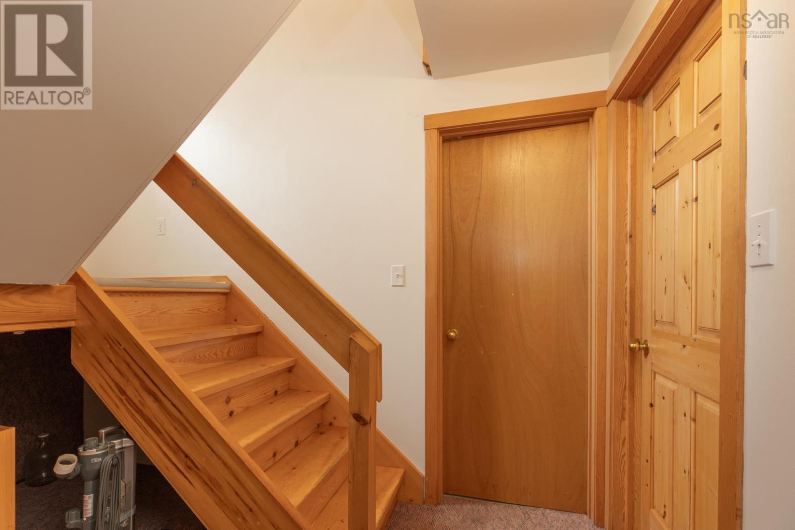 Property 14 of 49 of 40 Country Lane