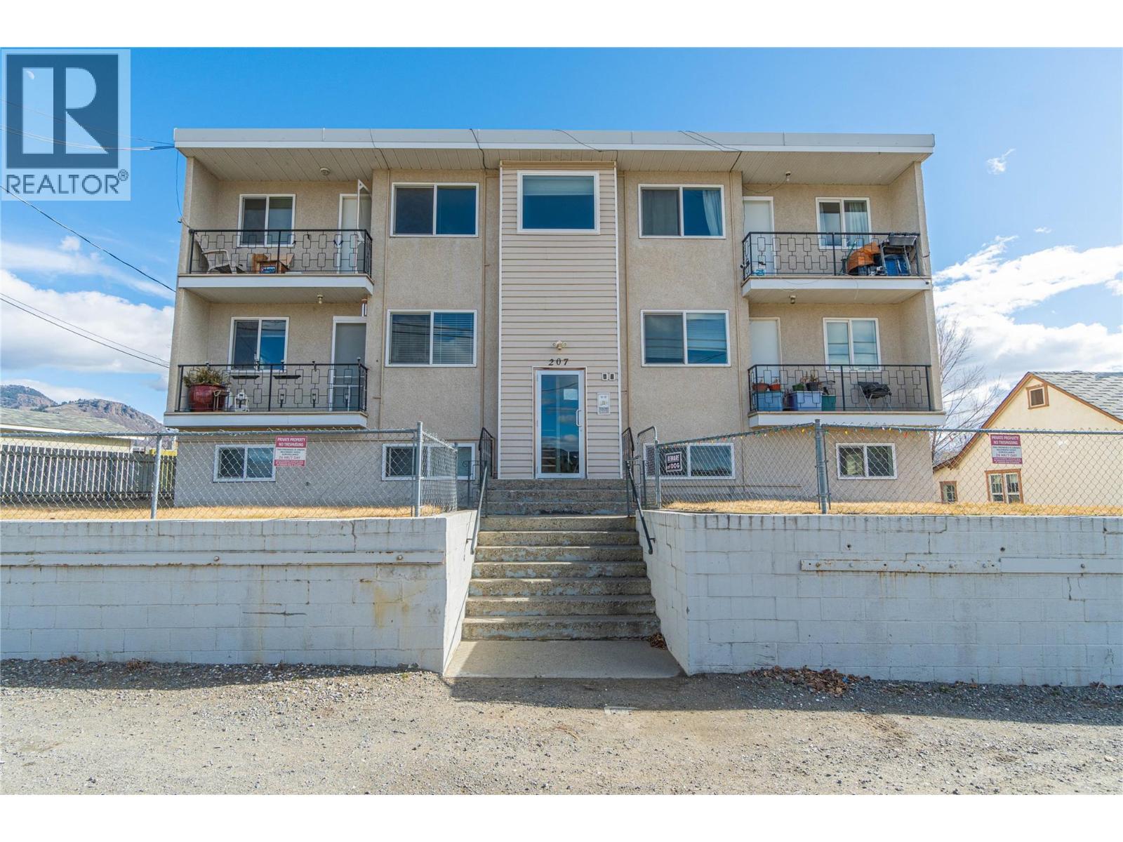 207 WILLOW Street, Kamloops