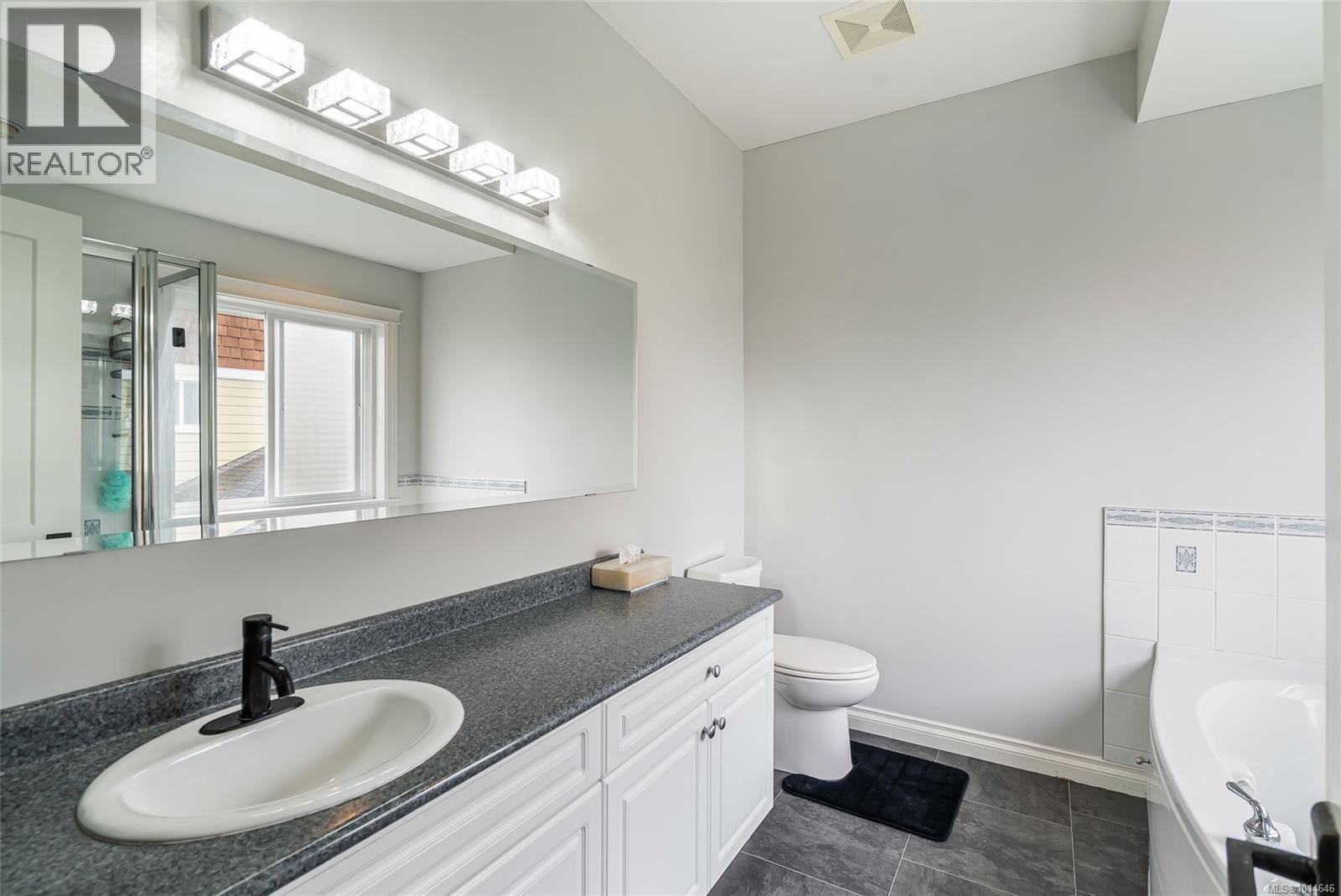 1857 Sterling Ridge Pl, Duncan