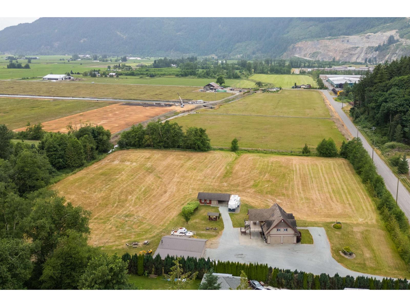 5260 MCCALLUM ROAD, Agassiz, Agassiz