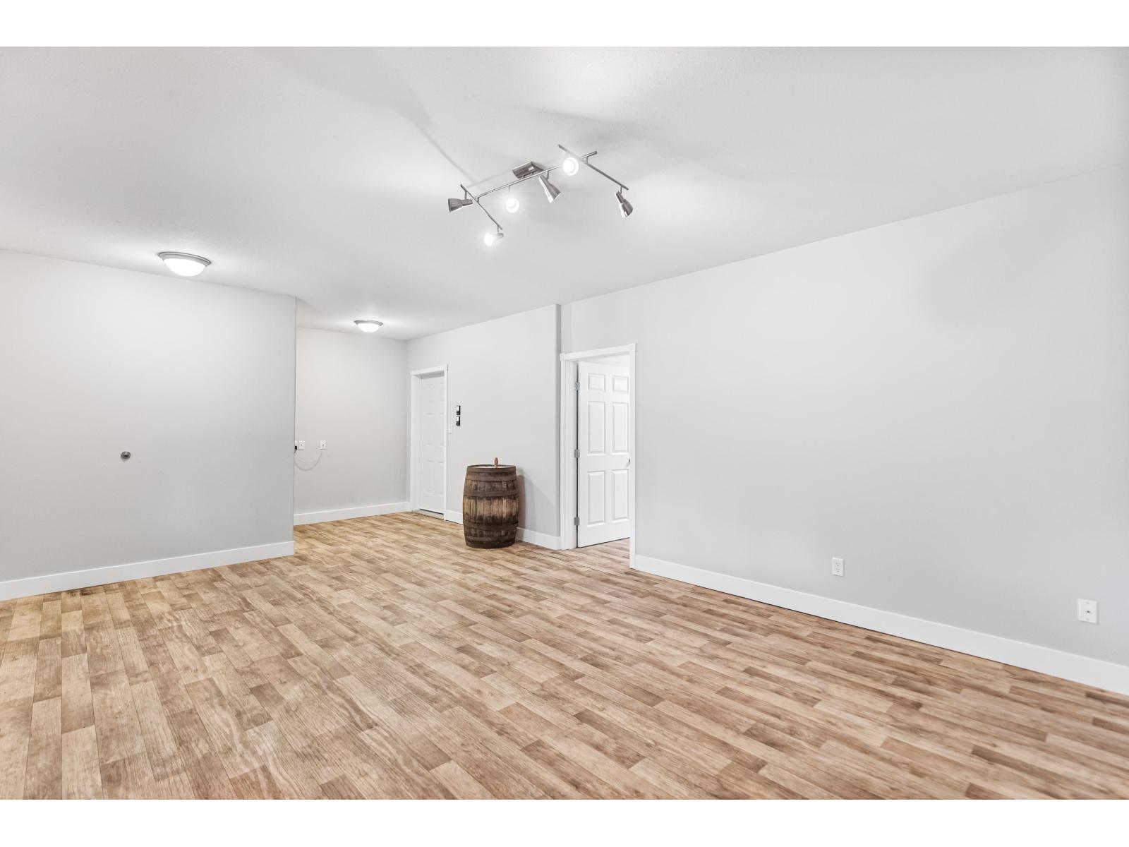 5260 MCCALLUM ROAD, Agassiz, Agassiz