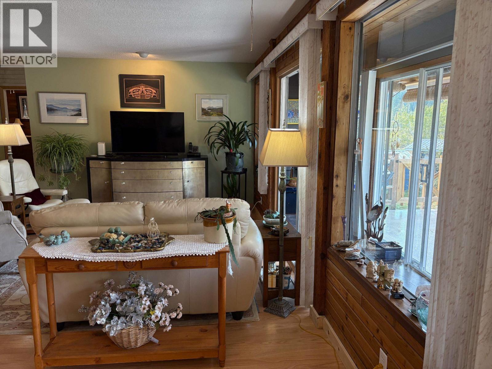 5199 KALLUM DRIVE - 22