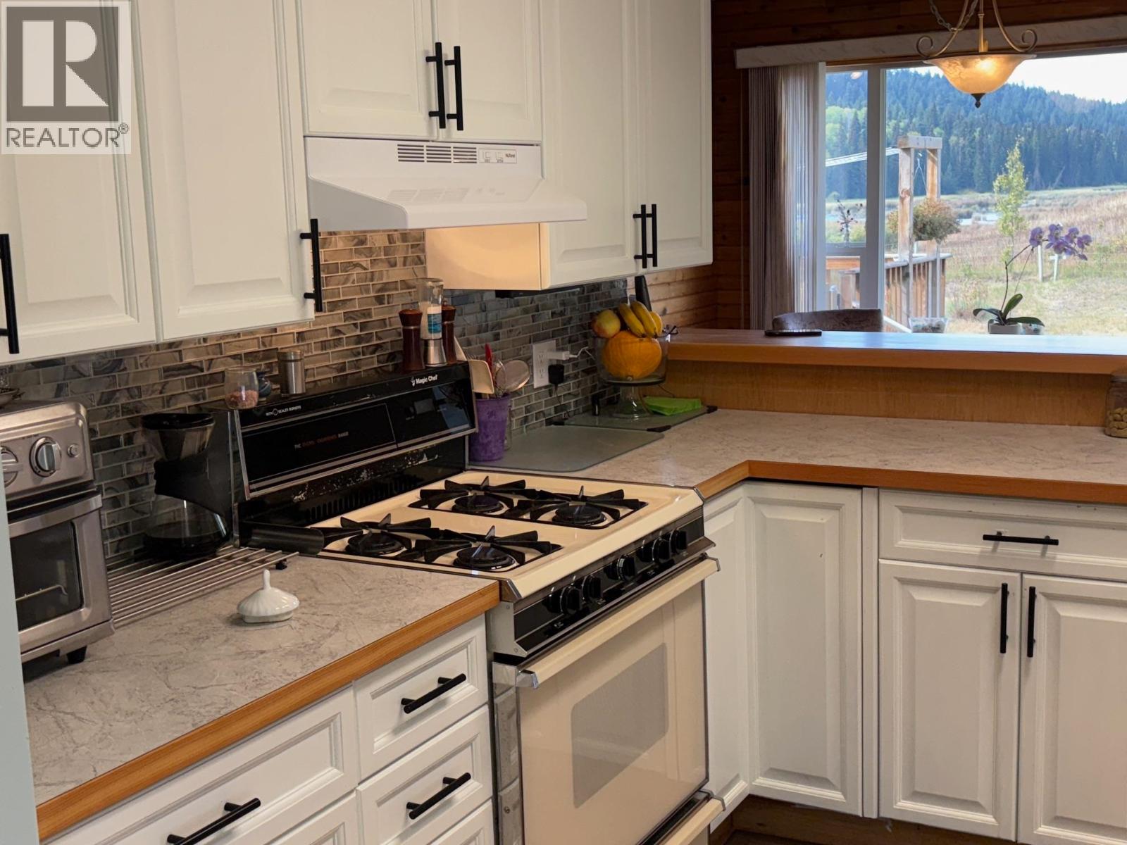 5199 KALLUM DRIVE - 18