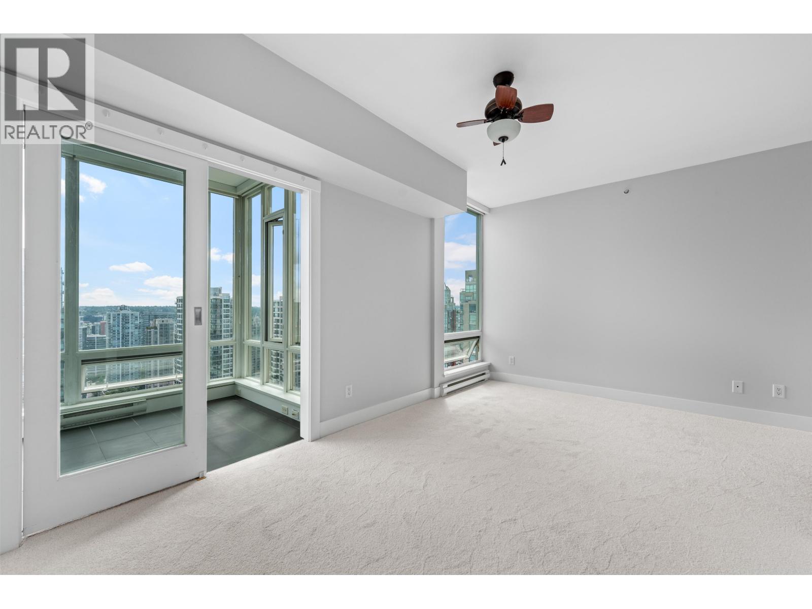 2703 535 SMITHE STREET, Vancouver