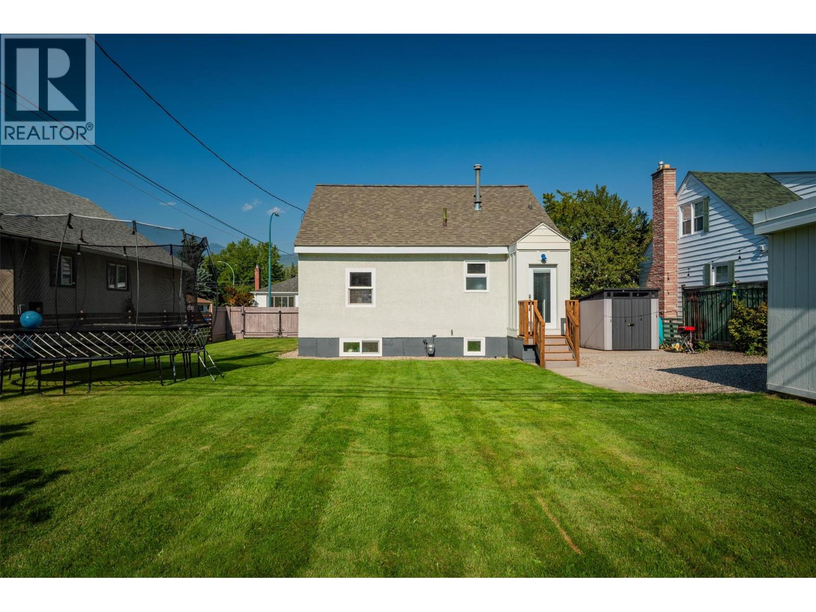 516 Portia Crescent, Trail