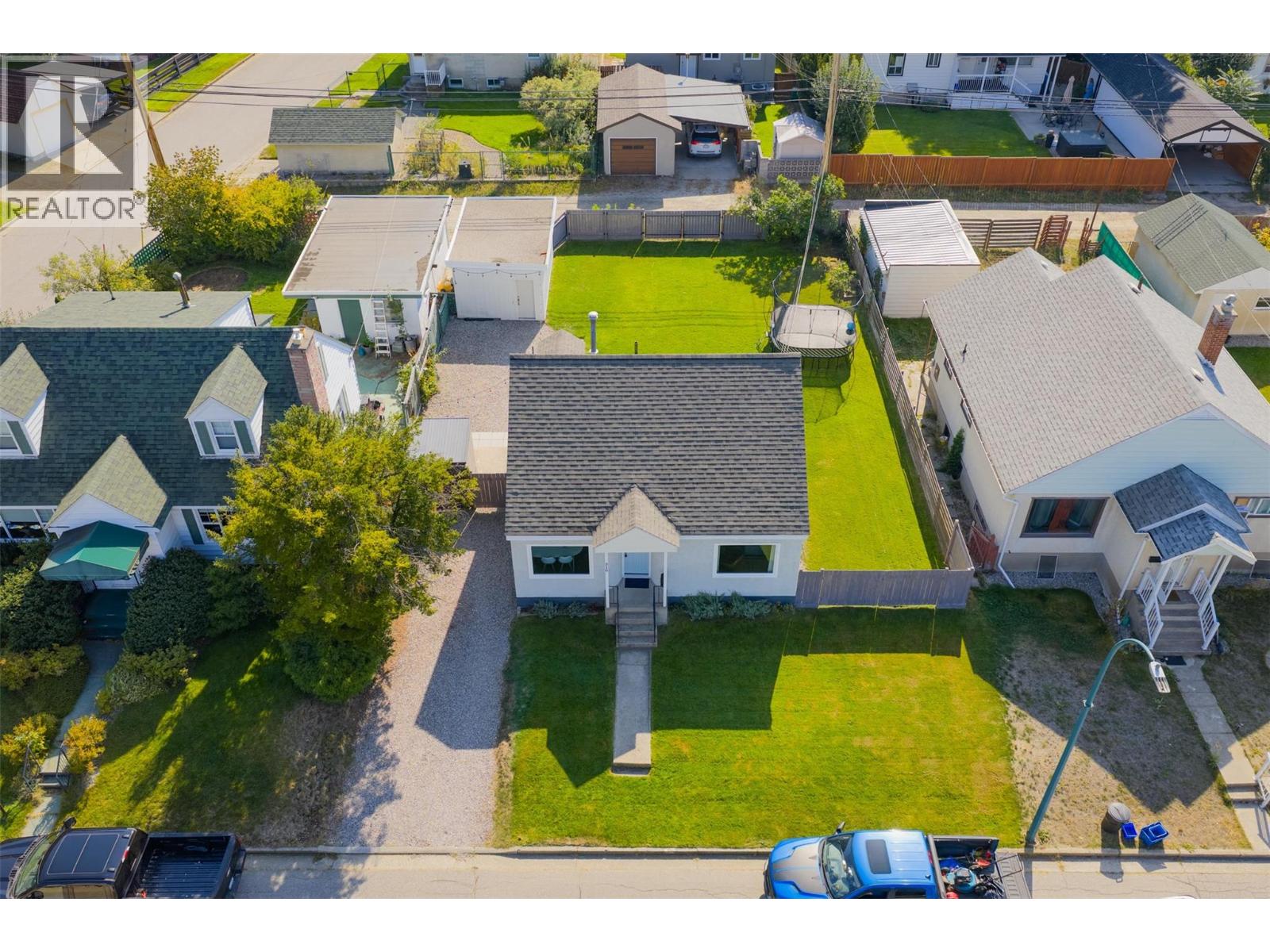 516 Portia Crescent, Trail