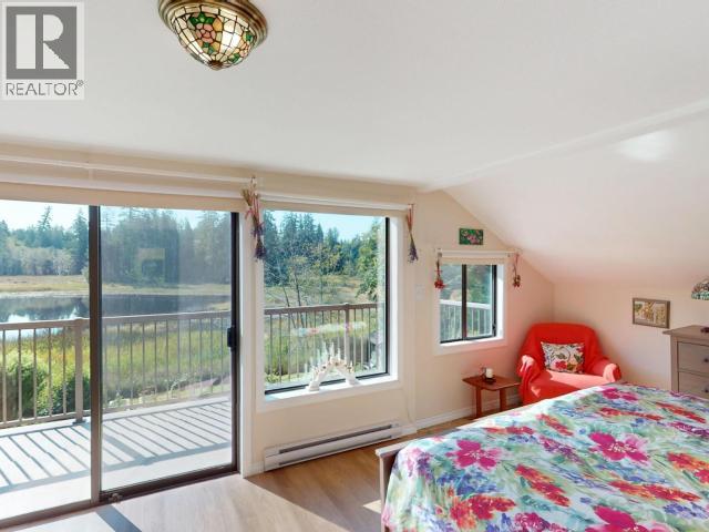 5062 SPRAGGE ROAD, Texada Island