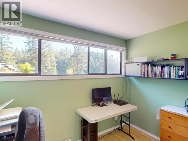 5062 SPRAGGE ROAD, Texada Island