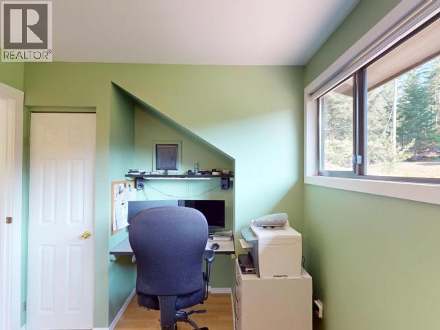 5062 SPRAGGE ROAD, Texada Island