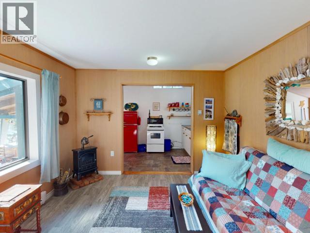 5062 SPRAGGE ROAD, Texada Island