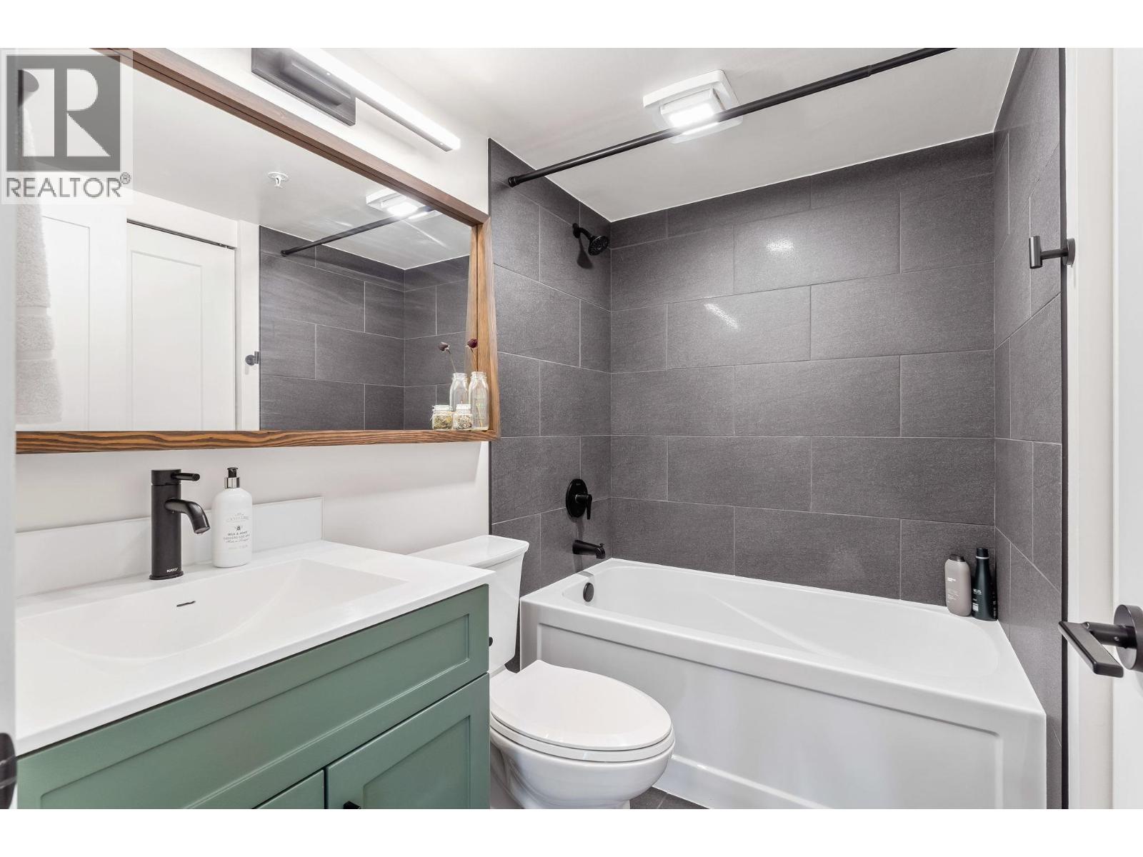 312 1466 PEMBERTON AVENUE, Squamish