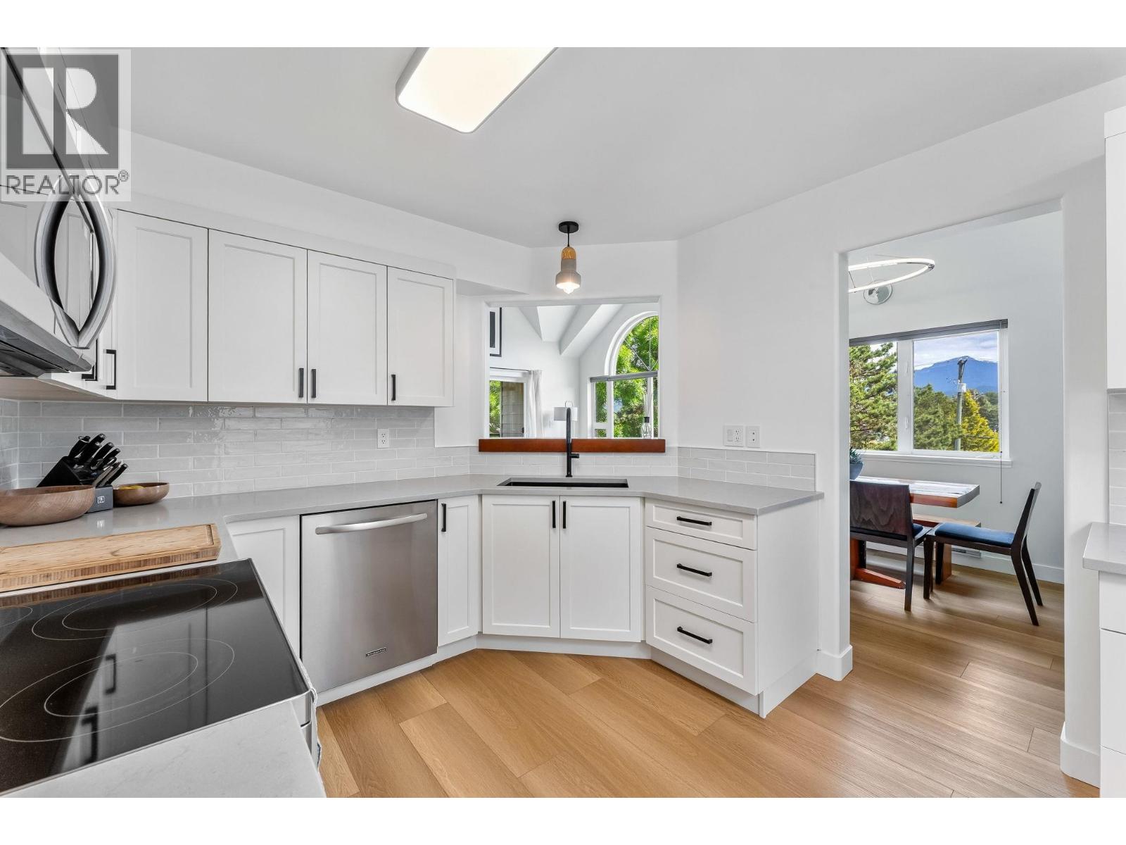312 1466 PEMBERTON AVENUE, Squamish