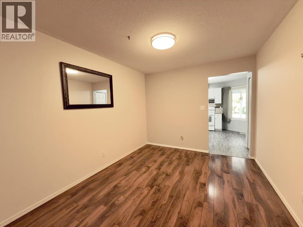 115 Redwing Place Unit# 27, Oliver